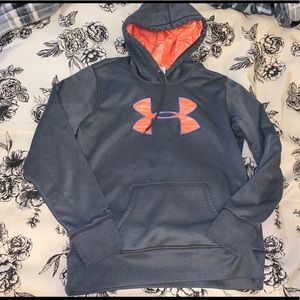 Under armour sweatshirt